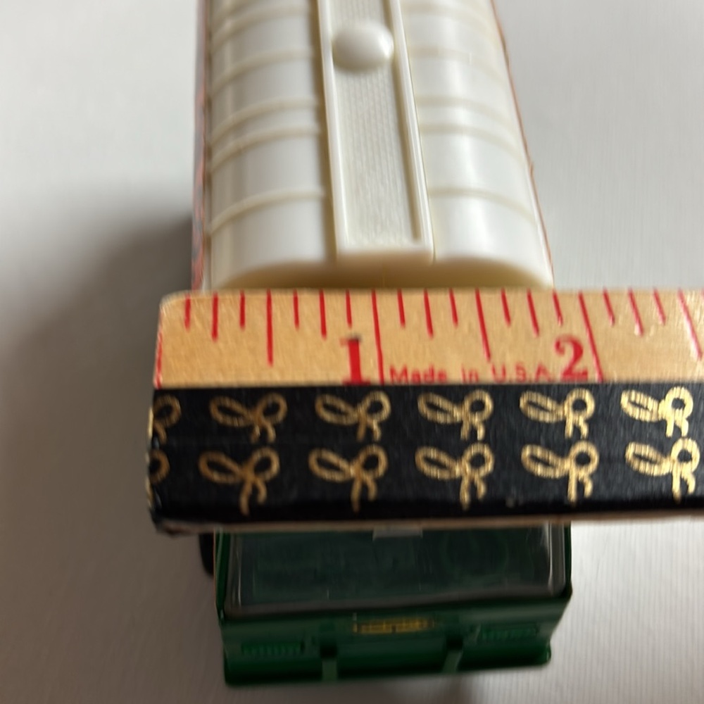 Remco 1988 Remco Town Oil Co Truck Green and White Toy Oil Truck - Picture 11 of 13
